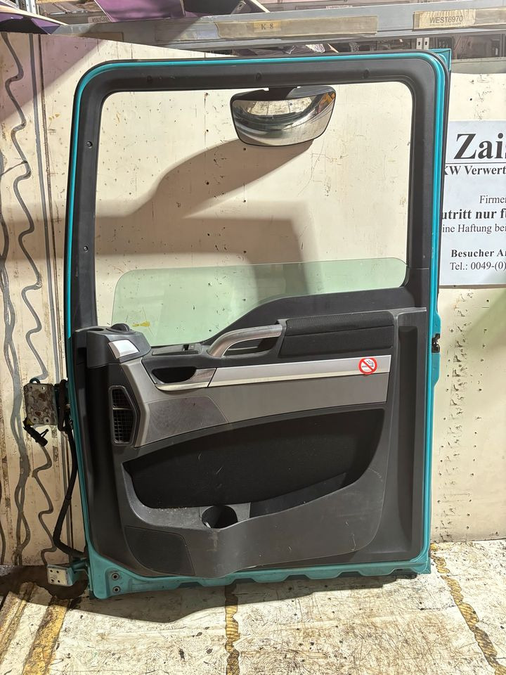 MAN TGX Beifahrertür, Tür Türkis, Innenverkleidung LN 10 - Двері та запчастини в категорії Вантажівки: фото 3 MAN TGX Beifahrertür, Tür Türkis, Innenverkleidung LN 10 - Двері та запчастини в категорії Вантажівки: фото 3