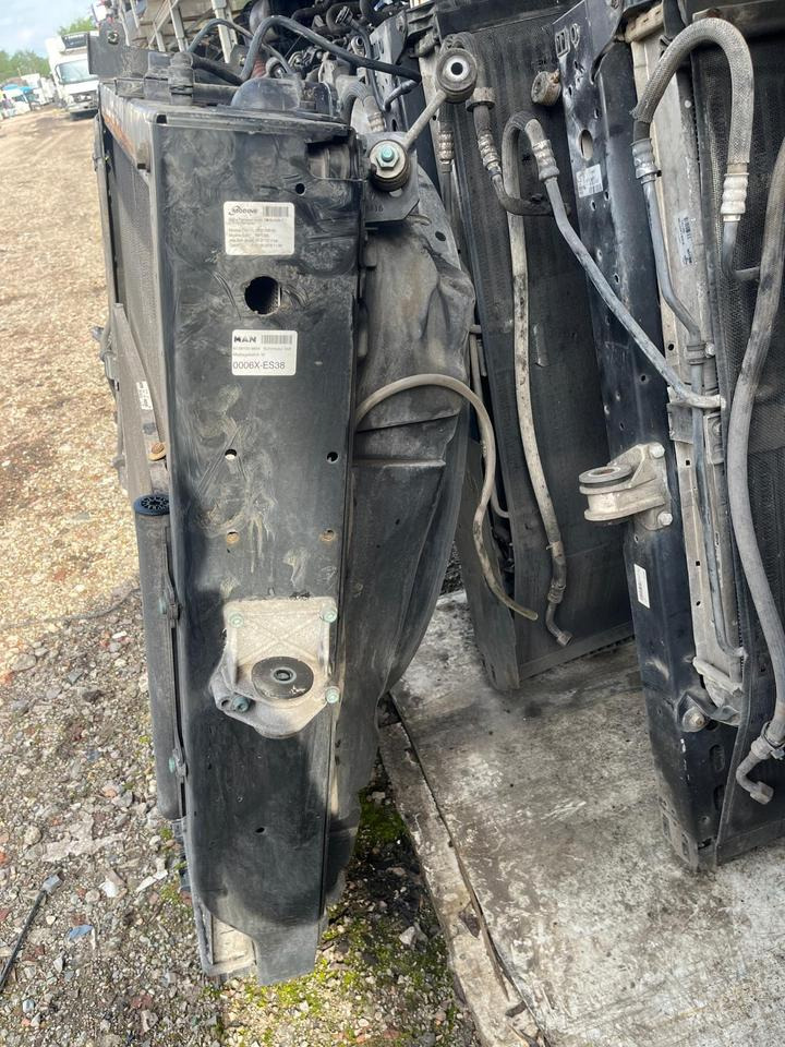 MAN TGX EU6 Kühlerpaket Wasserkühler Radiator Kühler 81061006854 - Радіатор в категорії Вантажівки: фото 5 MAN TGX EU6 Kühlerpaket Wasserkühler Radiator Kühler 81061006854 - Радіатор в категорії Вантажівки: фото 5