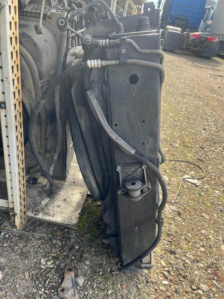 Радіатор в категорії Вантажівки MAN TGX EU6 Kühlerpaket Wasserkühler Radiator Kühler 81061006854: фото 6