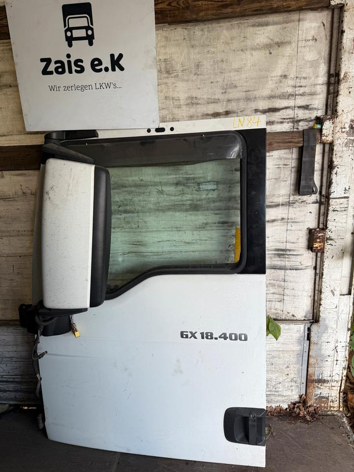 MAN TGX Fahrertür Weiß mit Spiegel Innenverkleidung LN 84 - Двері та запчастини в категорії Вантажівки: фото 1 MAN TGX Fahrertür Weiß mit Spiegel Innenverkleidung LN 84 - Двері та запчастини в категорії Вантажівки: фото 1