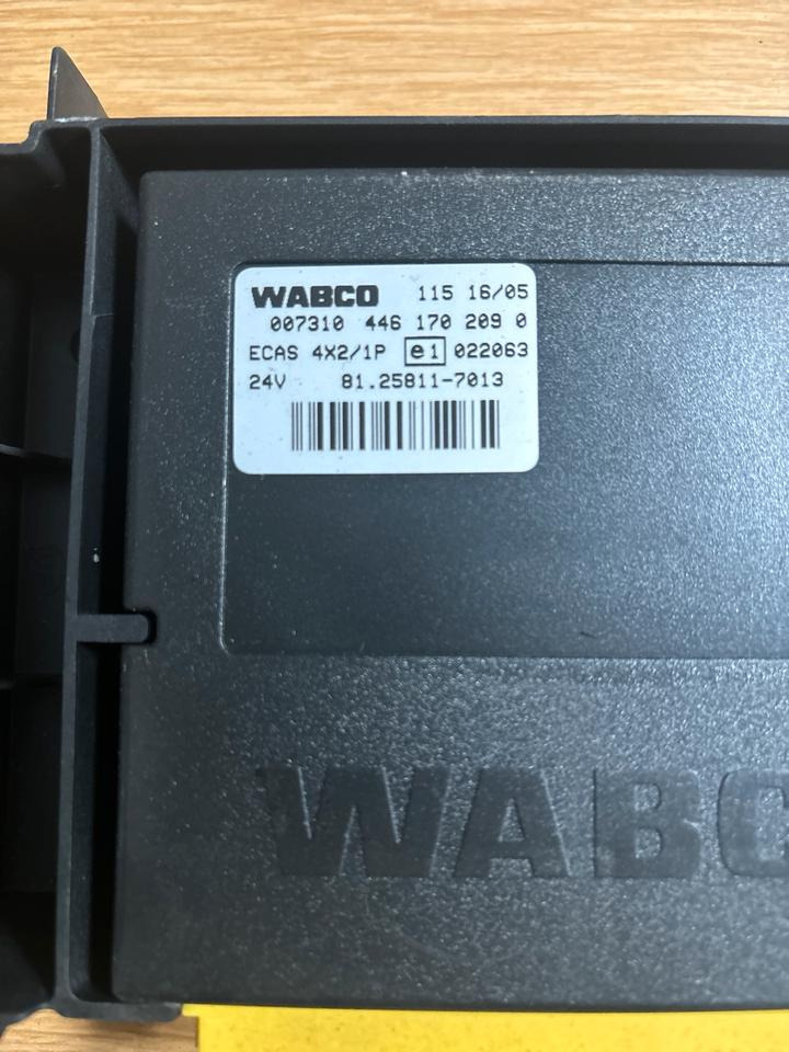 MAN Wabco Steuergerät ECAS 4*2 81.25811-7013 - Блок управління в категорії Вантажівки: фото 2 MAN Wabco Steuergerät ECAS 4*2 81.25811-7013 - Блок управління в категорії Вантажівки: фото 2