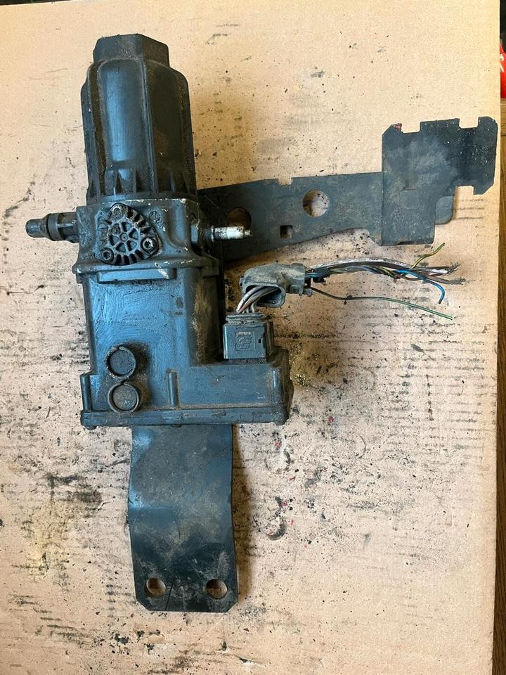 Mercedes Actros MP4 AdBlue Pumpe A0001402378 - Паливний насос в категорії Вантажівки: фото 5 Mercedes Actros MP4 AdBlue Pumpe A0001402378 - Паливний насос в категорії Вантажівки: фото 5