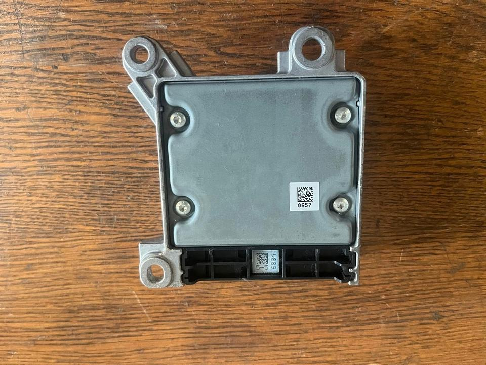 Mercedes Actros MP4 Elektronik ZGS Steuergerät A0004461242 - Блок управління в категорії Вантажівки: фото 5 Mercedes Actros MP4 Elektronik ZGS Steuergerät A0004461242 - Блок управління в категорії Вантажівки: фото 5