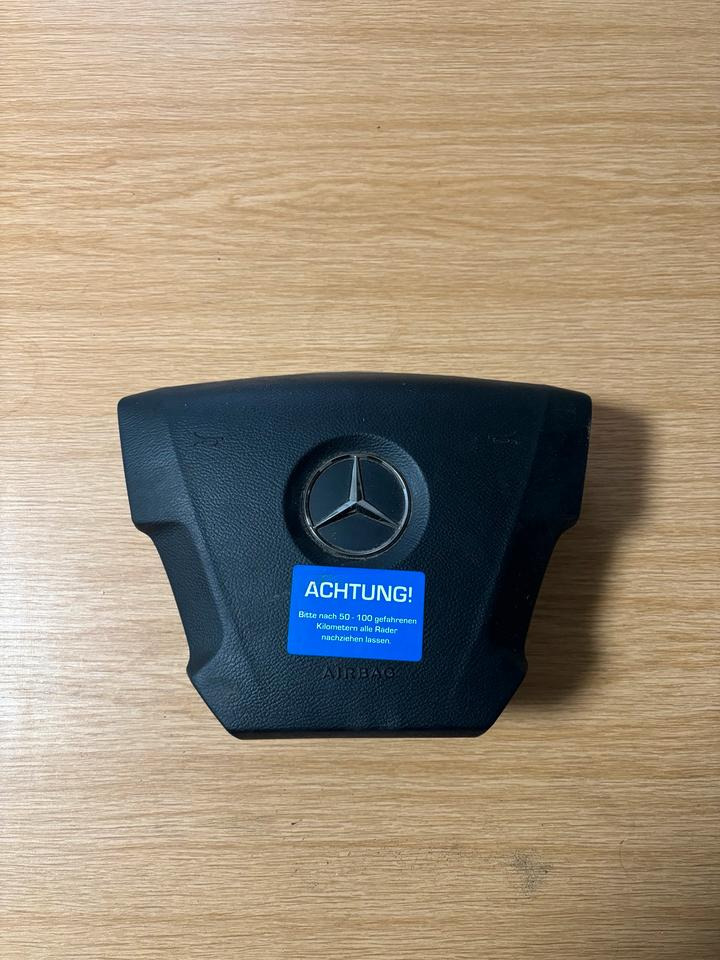 Mercedes Actros MP4 Lenkradairbag - Рульове колесо в категорії Вантажівки: фото 1 Mercedes Actros MP4 Lenkradairbag - Рульове колесо в категорії Вантажівки: фото 1