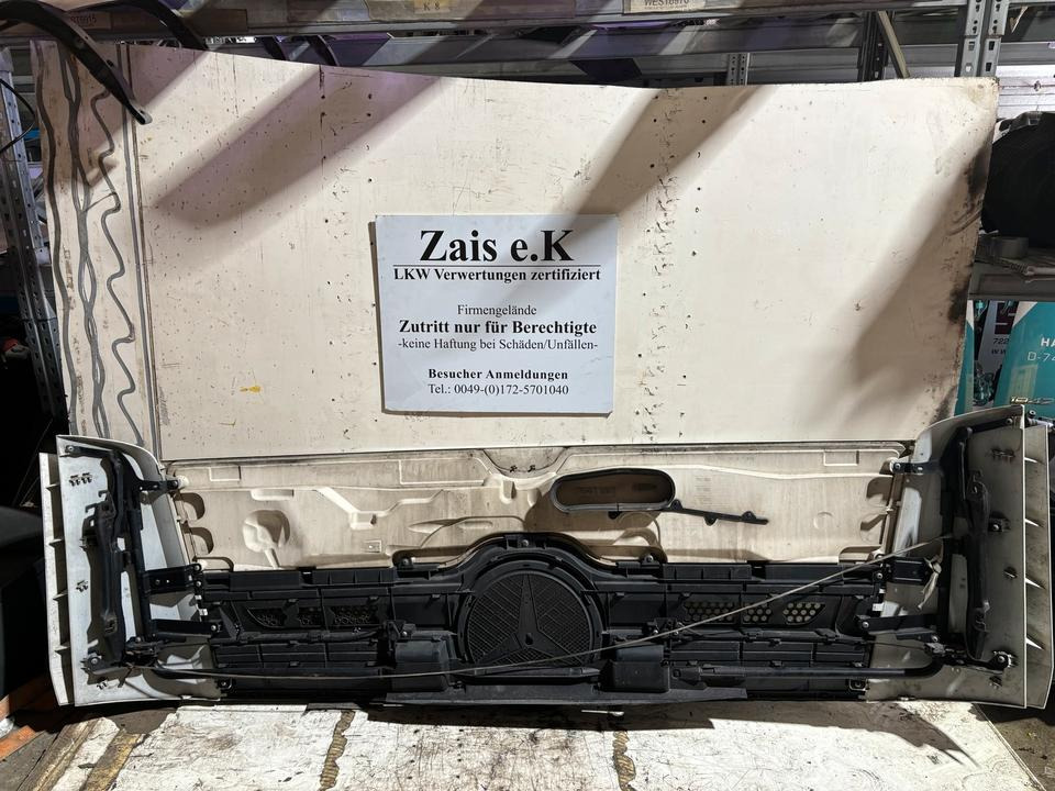 Mercedes Actros MP4 Motorhaube A9607500409 - Капот в категорії Вантажівки: фото 4 Mercedes Actros MP4 Motorhaube A9607500409 - Капот в категорії Вантажівки: фото 4