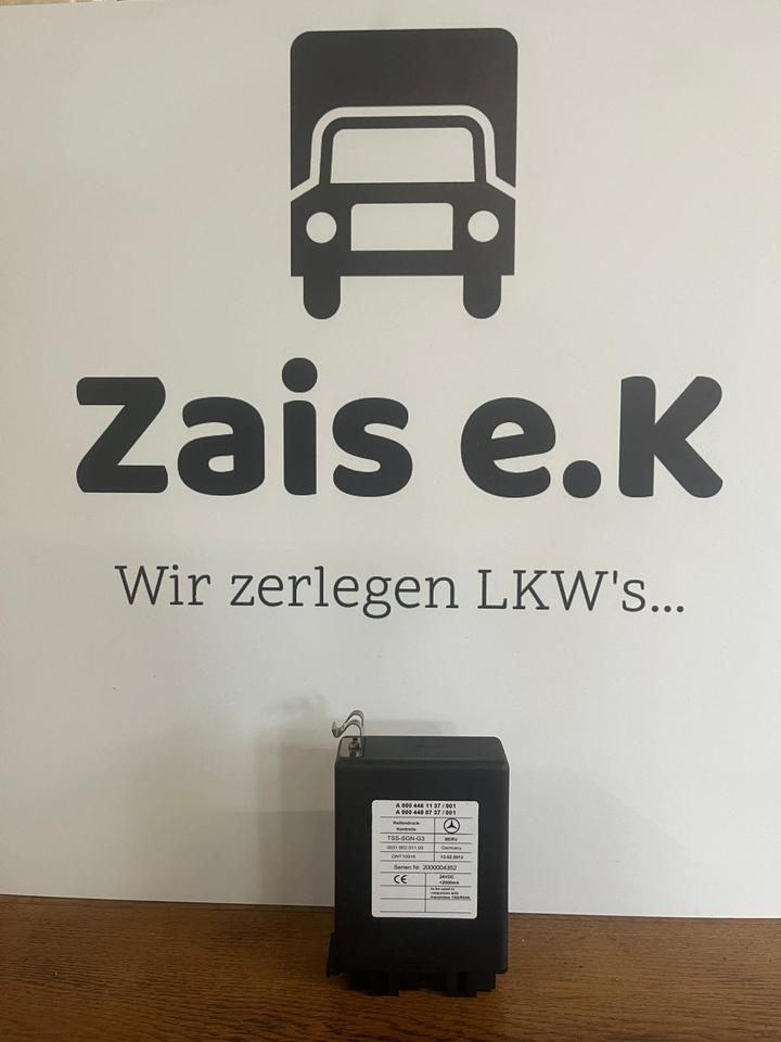 Mercedes Actros MP4 Reifendruck-Kontrolle Steuergerät A0004461137 - Блок управління в категорії Вантажівки: фото 1 Mercedes Actros MP4 Reifendruck-Kontrolle Steuergerät A0004461137 - Блок управління в категорії Вантажівки: фото 1
