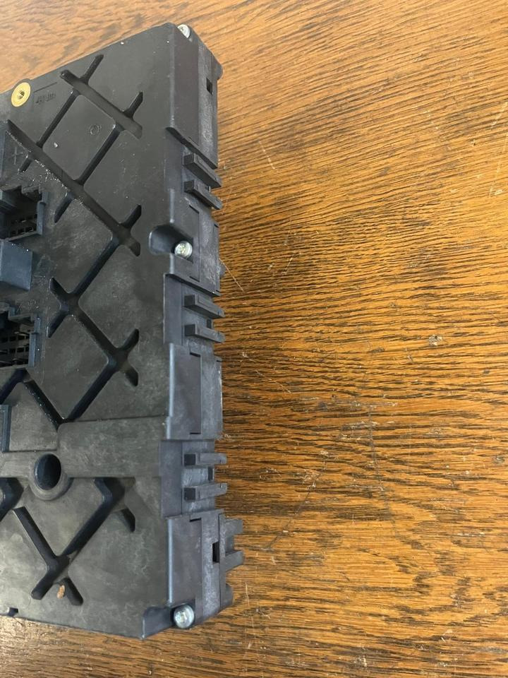 Mercedes Actros MP4 Single-SAM Sicherungskasten A0014463658 - Запобіжник в категорії Вантажівки: фото 5 Mercedes Actros MP4 Single-SAM Sicherungskasten A0014463658 - Запобіжник в категорії Вантажівки: фото 5