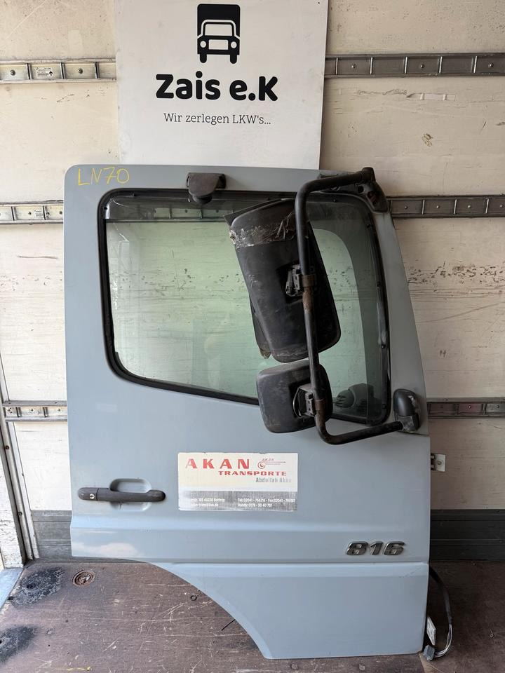 Mercedes Atego 2 Beifahrertür Grau Spiegel Innenverkleidung LN 70 - Двері та запчастини в категорії Вантажівки: фото 1 Mercedes Atego 2 Beifahrertür Grau Spiegel Innenverkleidung LN 70 - Двері та запчастини в категорії Вантажівки: фото 1