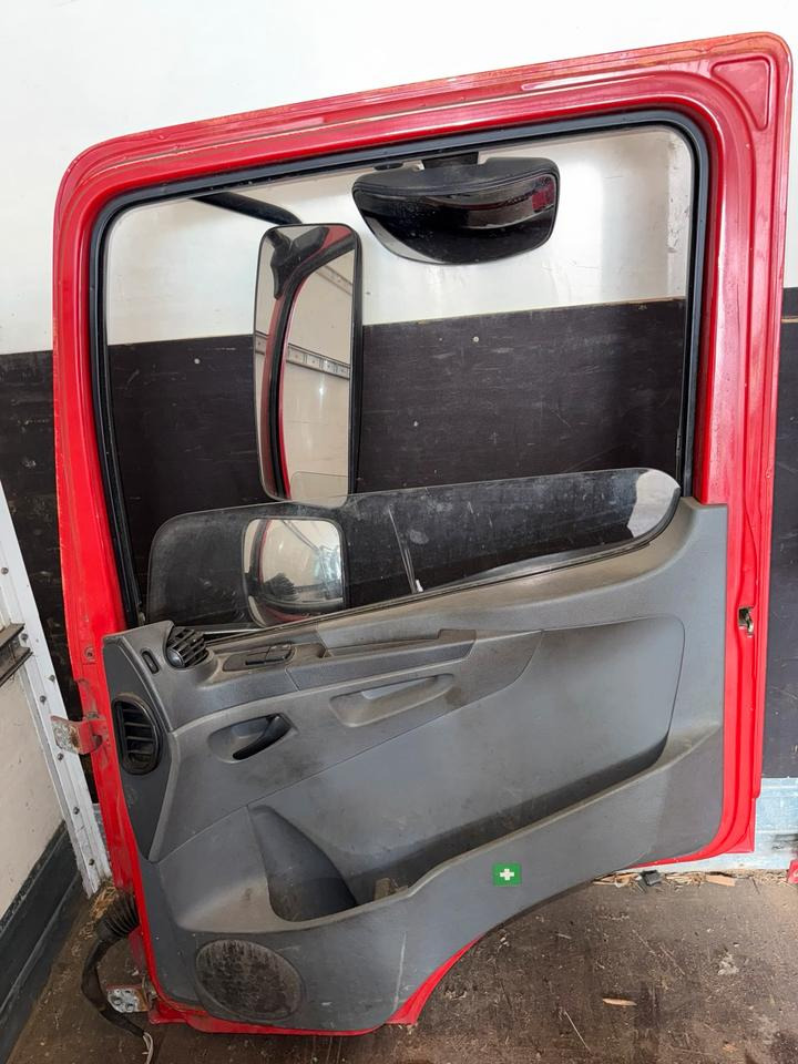 Mercedes Atego 2 Beifahrertür Rot Spiegel Innenverkleidung LN 77 - Двері та запчастини в категорії Вантажівки: фото 2 Mercedes Atego 2 Beifahrertür Rot Spiegel Innenverkleidung LN 77 - Двері та запчастини в категорії Вантажівки: фото 2