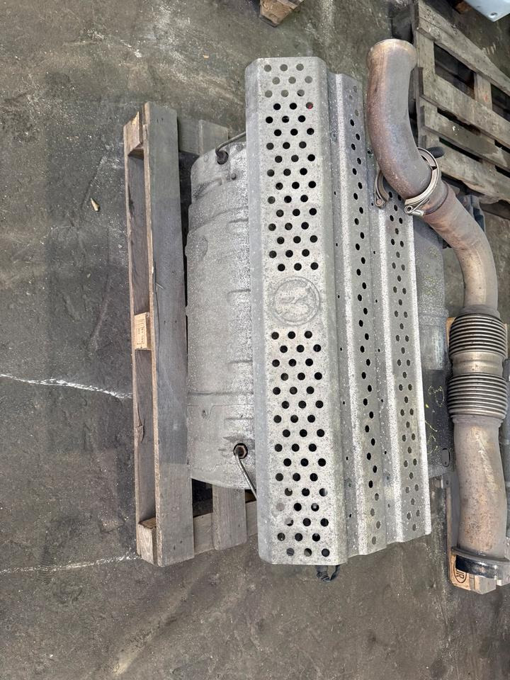 Mercedes Atego 4 EU6 Auspuff Katalysator A0064904012 - Каталізатор в категорії Вантажівки: фото 2 Mercedes Atego 4 EU6 Auspuff Katalysator A0064904012 - Каталізатор в категорії Вантажівки: фото 2