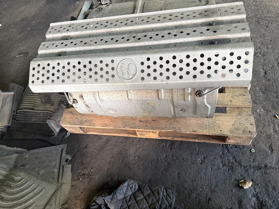 Mercedes Atego 4 EU6 Auspuff Katalysator A0074909712 - Каталізатор в категорії Вантажівки: фото 2 Mercedes Atego 4 EU6 Auspuff Katalysator A0074909712 - Каталізатор в категорії Вантажівки: фото 2