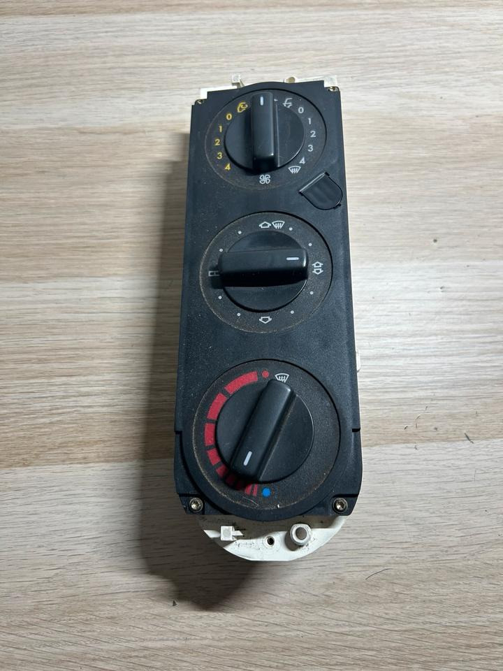 Mercedes Atego Klimabedienteil Heizungsbedienung A0004460728 - Блок управління в категорії Вантажівки: фото 2 Mercedes Atego Klimabedienteil Heizungsbedienung A0004460728 - Блок управління в категорії Вантажівки: фото 2