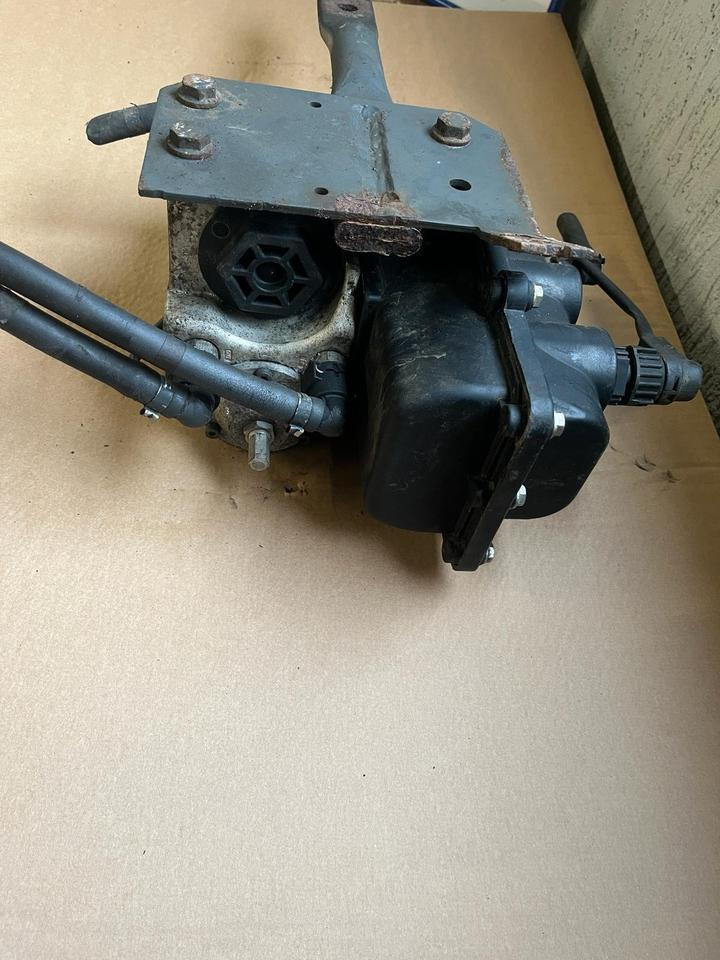 Mercedes-Benz Actros Atego EU4 EU5 AdBlue Pumpe A0001400978 - Паливний насос в категорії Вантажівки: фото 4 Mercedes-Benz Actros Atego EU4 EU5 AdBlue Pumpe A0001400978 - Паливний насос в категорії Вантажівки: фото 4