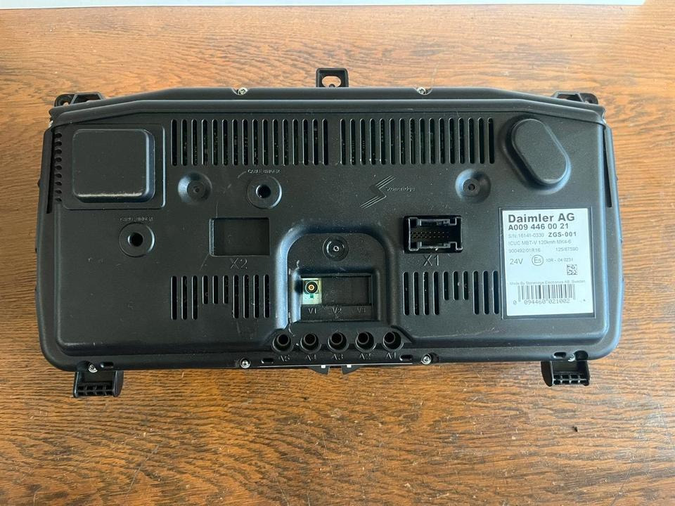 Mercedes Benz Actros MP4 Kombiinstrument / Tacho A0094460021 - Приладова панель в категорії Вантажівки: фото 4 Mercedes Benz Actros MP4 Kombiinstrument / Tacho A0094460021 - Приладова панель в категорії Вантажівки: фото 4