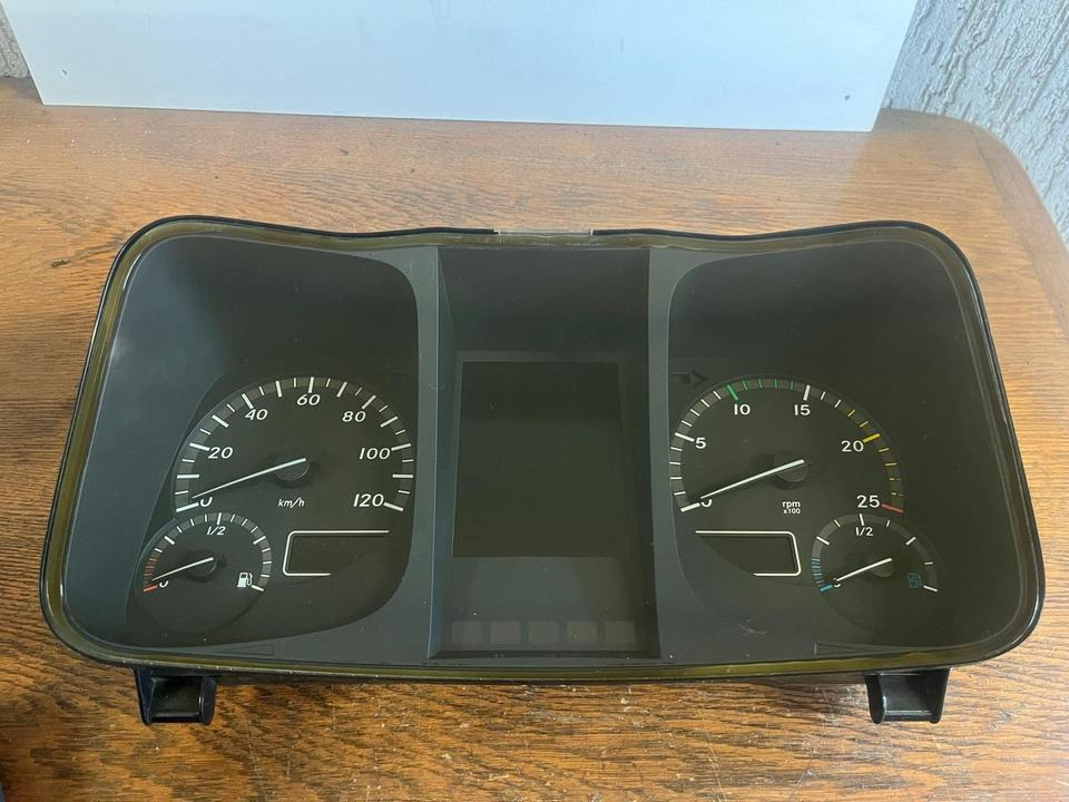 Mercedes Benz Actros MP4 Kombiinstrument / Tacho A9614466221 - Приладова панель в категорії Вантажівки: фото 2 Mercedes Benz Actros MP4 Kombiinstrument / Tacho A9614466221 - Приладова панель в категорії Вантажівки: фото 2