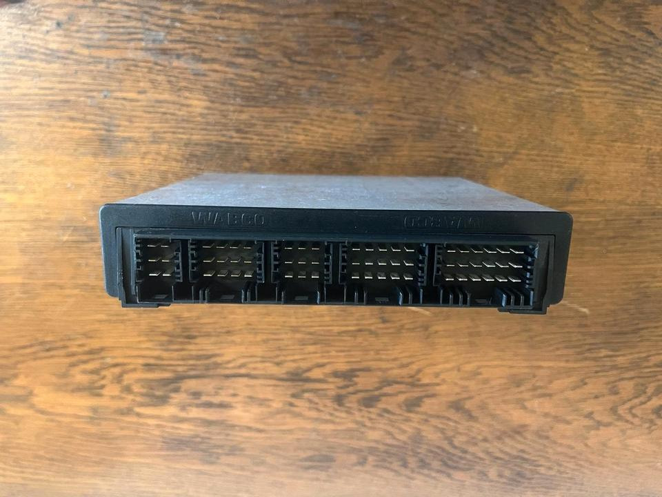 Mercedes-Benz Evo Bus Knickwinkelsteuergerät A0004462630 - Блок управління в категорії Автобуси: фото 4 Mercedes-Benz Evo Bus Knickwinkelsteuergerät A0004462630 - Блок управління в категорії Автобуси: фото 4