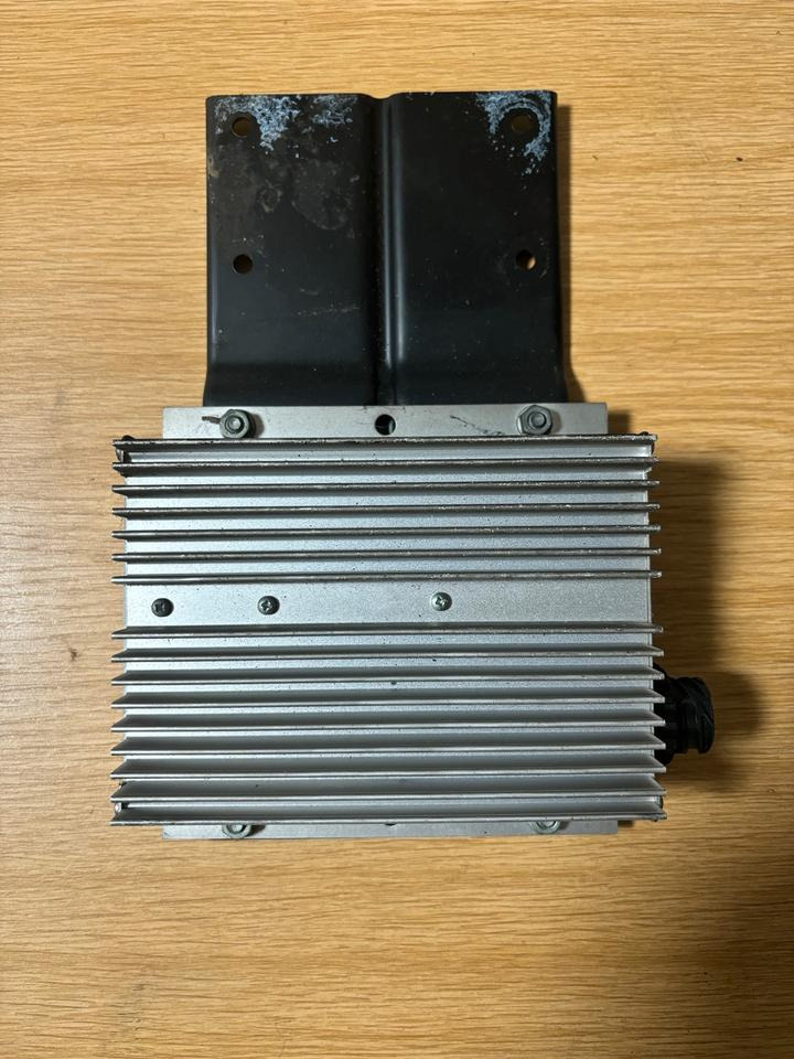 Mercedes-Benz Spannungswandler 12V 24V A002 542 65 25 - Електрична система в категорії Вантажівки: фото 2 Mercedes-Benz Spannungswandler 12V 24V A002 542 65 25 - Електрична система в категорії Вантажівки: фото 2