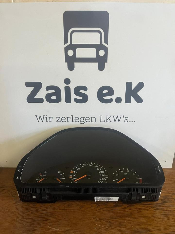 Mercedes-Benz W202 Tacho / Kombiinstrument A2025406348 - Приладова панель в категорії Вантажівки: фото 1 Mercedes-Benz W202 Tacho / Kombiinstrument A2025406348 - Приладова панель в категорії Вантажівки: фото 1