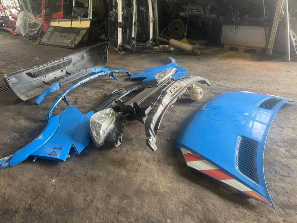 Mercedes Sprinter Frontpaket Komplet - Кузов і екстер'єр в категорії Вантажівки: фото 4 Mercedes Sprinter Frontpaket Komplet - Кузов і екстер'єр в категорії Вантажівки: фото 4