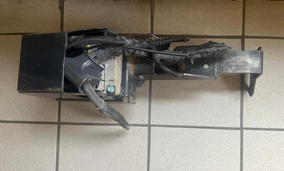 MAN TGX EU6 AdBlue Pumpe 81154036138000 - Запчастини: фото 1 MAN TGX EU6 AdBlue Pumpe 81154036138000 - Запчастини: фото 1