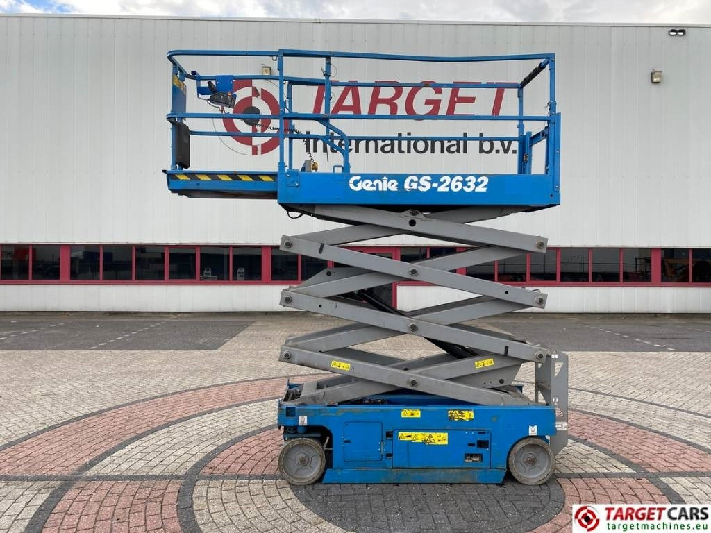 Genie GS-2632 Electric Scissor Work Lift 992cm - Ножичний підйомник: фото 5 Genie GS-2632 Electric Scissor Work Lift 992cm - Ножичний підйомник: фото 5