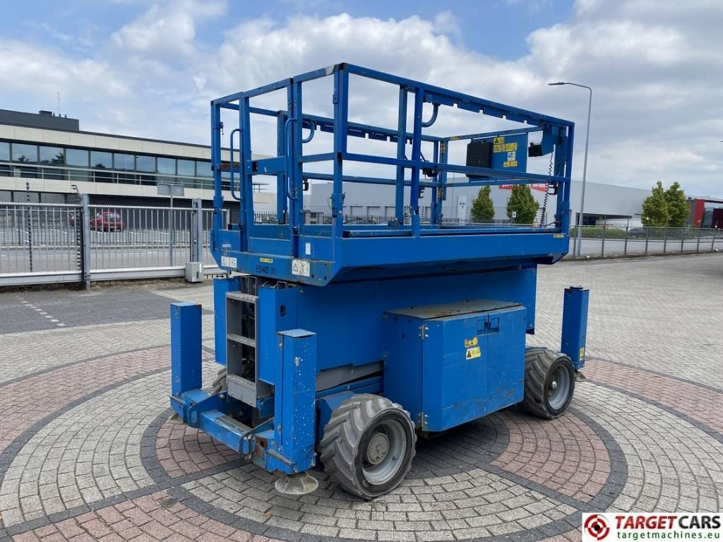 Genie GS-4069DC Electric Scissor Work Lift 1412cm - Ножичний підйомник: фото 3 Genie GS-4069DC Electric Scissor Work Lift 1412cm - Ножичний підйомник: фото 3