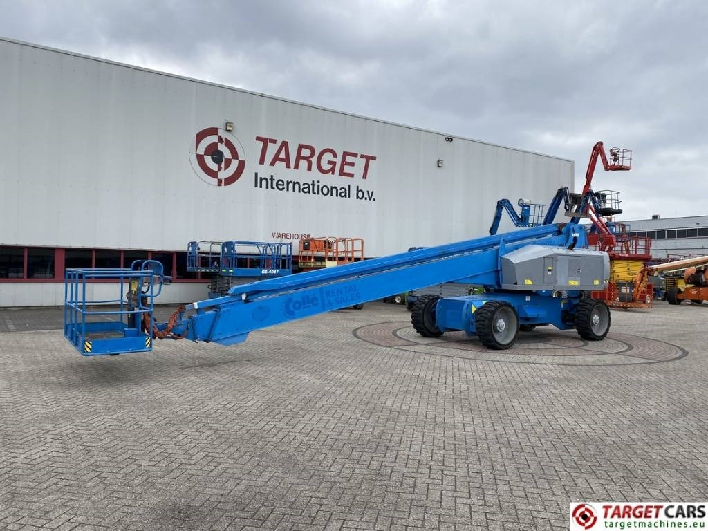 Genie S-100HD Articulated 4x4x4 Diesel Boom Lift 3248cm - Телескопічний підйомник: фото 1 Genie S-100HD Articulated 4x4x4 Diesel Boom Lift 3248cm - Телескопічний підйомник: фото 1