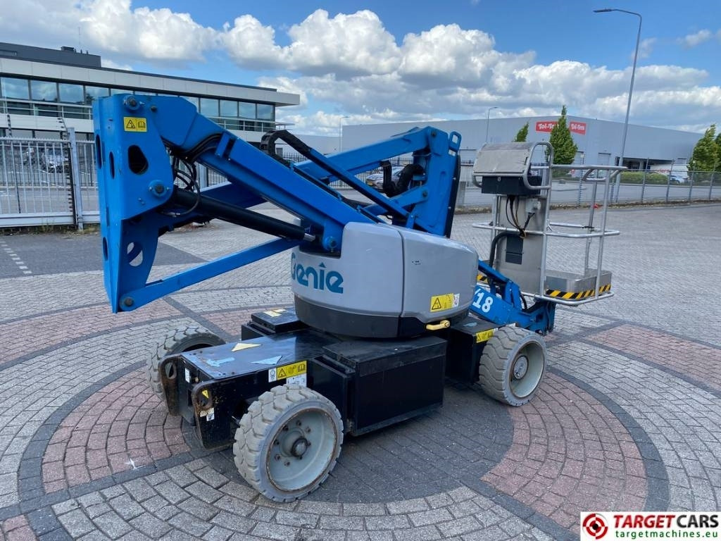 Genie Z-33/18 Electric Articulated Boom Work Lift 1200cm - Колінчастий підйомник: фото 3 Genie Z-33/18 Electric Articulated Boom Work Lift 1200cm - Колінчастий підйомник: фото 3