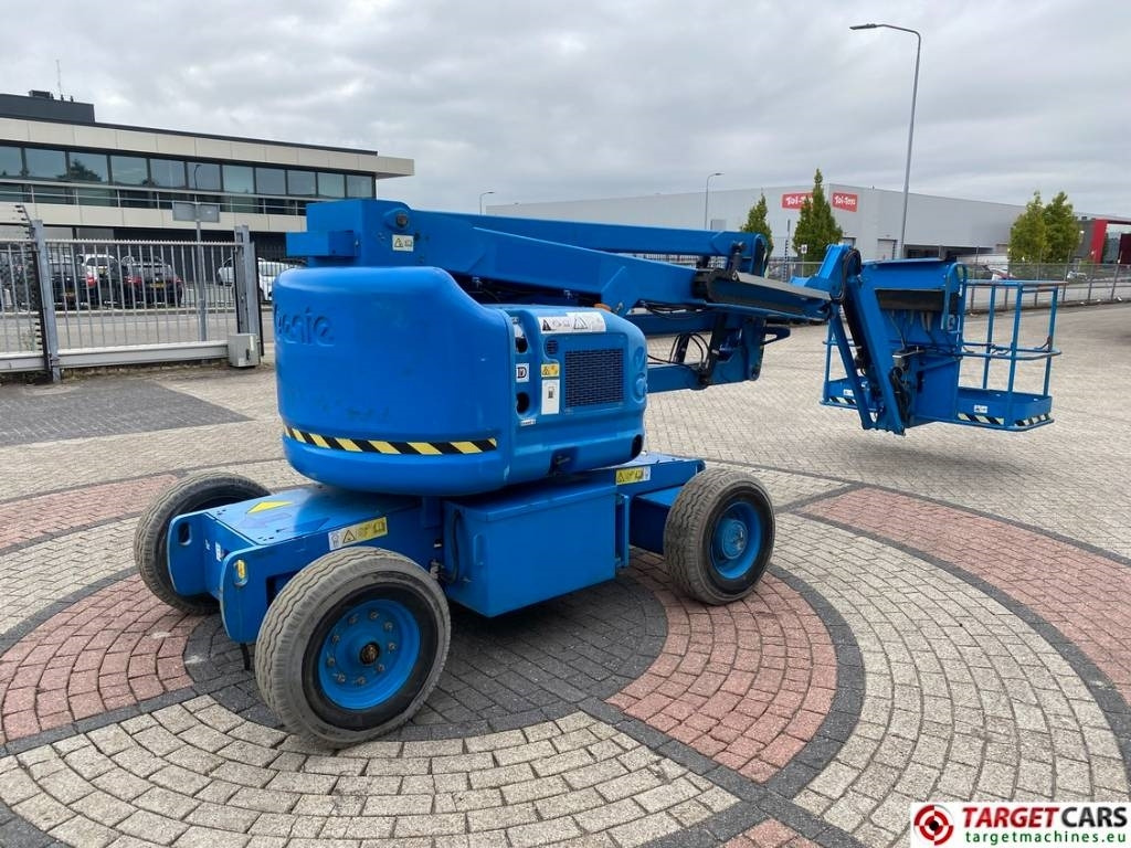 Genie Z-45/25J Articulated HyBrid Boom Work Lift 1594cm - Колінчастий підйомник: фото 3 Genie Z-45/25J Articulated HyBrid Boom Work Lift 1594cm - Колінчастий підйомник: фото 3