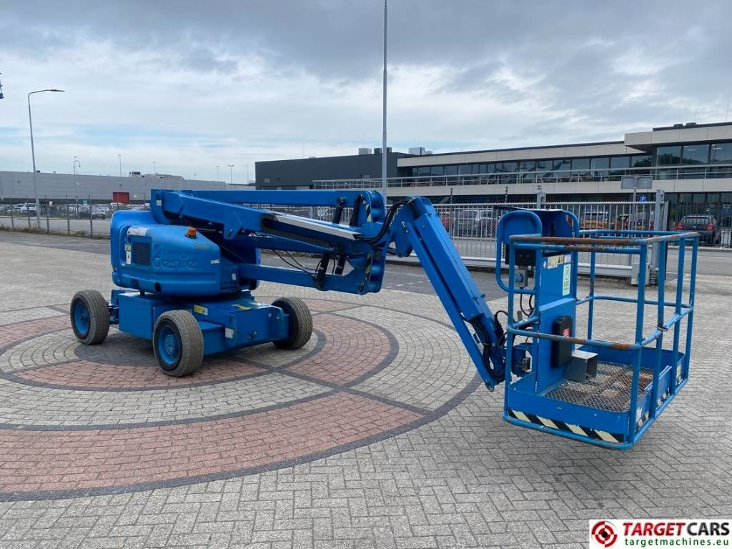 Genie Z-45/25J Articulated HyBrid Boom Work Lift 1594cm - Колінчастий підйомник: фото 2 Genie Z-45/25J Articulated HyBrid Boom Work Lift 1594cm - Колінчастий підйомник: фото 2