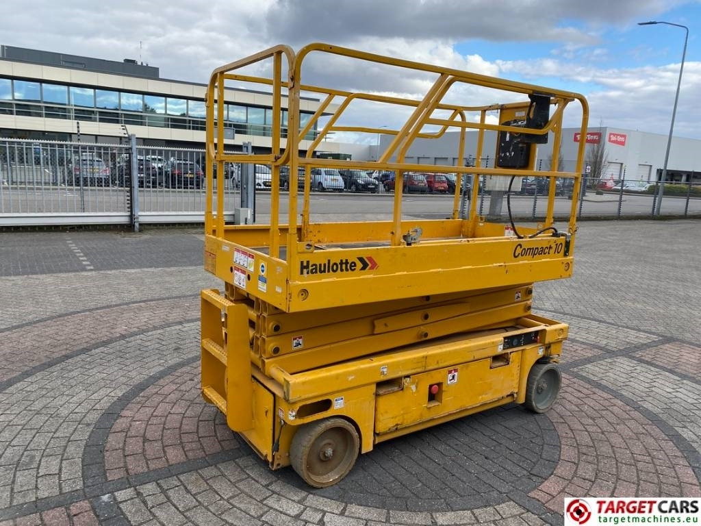 Haulotte Compact 10 Electric Scissor Work Lift 1015cm - Ножичний підйомник: фото 3 Haulotte Compact 10 Electric Scissor Work Lift 1015cm - Ножичний підйомник: фото 3