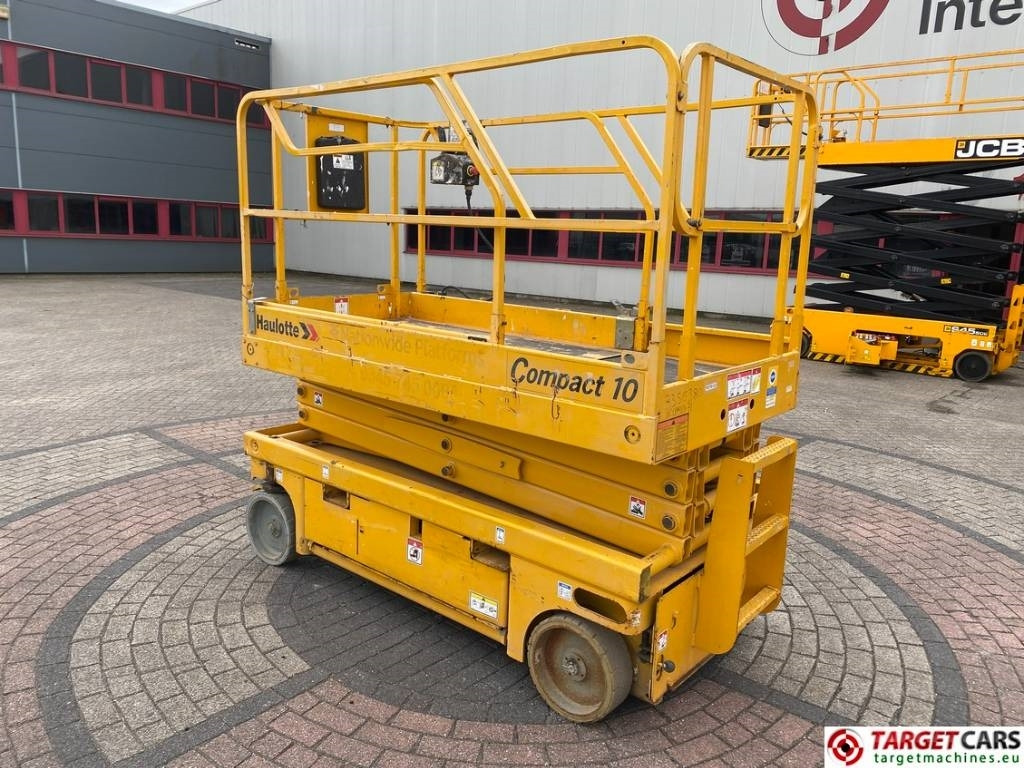 Haulotte Compact 10 Electric Scissor Work Lift 1015cm - Ножичний підйомник: фото 4 Haulotte Compact 10 Electric Scissor Work Lift 1015cm - Ножичний підйомник: фото 4