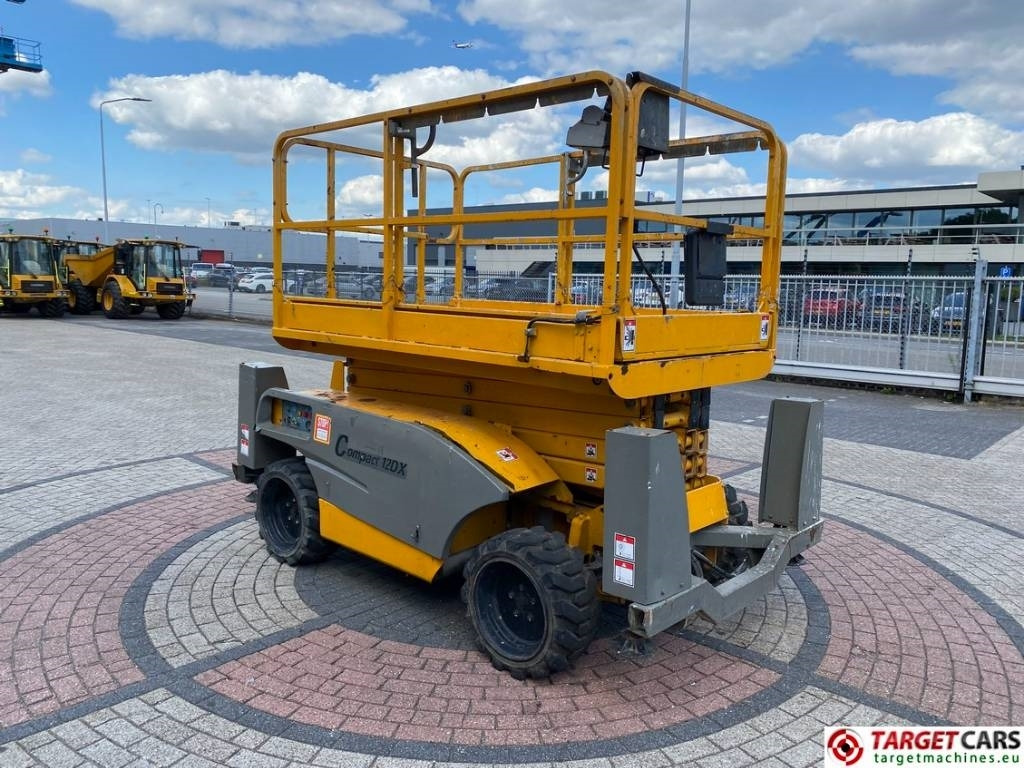 Haulotte Compact 12DX Diesel 4x4 Scissor Work Lift 1206cm - Ножичний підйомник: фото 2 Haulotte Compact 12DX Diesel 4x4 Scissor Work Lift 1206cm - Ножичний підйомник: фото 2