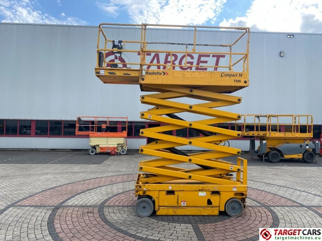 Haulotte Compact 14 Electric Scissor Work Lift 1385cm - Ножичний підйомник: фото 5 Haulotte Compact 14 Electric Scissor Work Lift 1385cm - Ножичний підйомник: фото 5