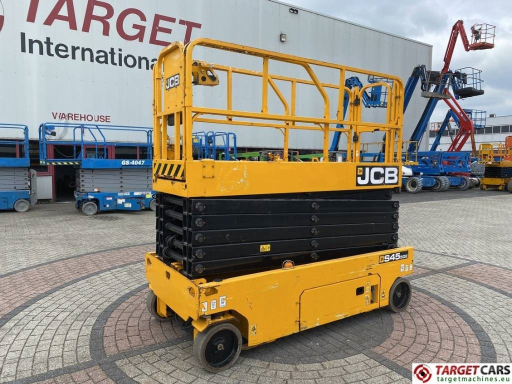 JCB S4550E Electric Scissor Work Lift 1580cm - Ножичний підйомник: фото 1 JCB S4550E Electric Scissor Work Lift 1580cm - Ножичний підйомник: фото 1
