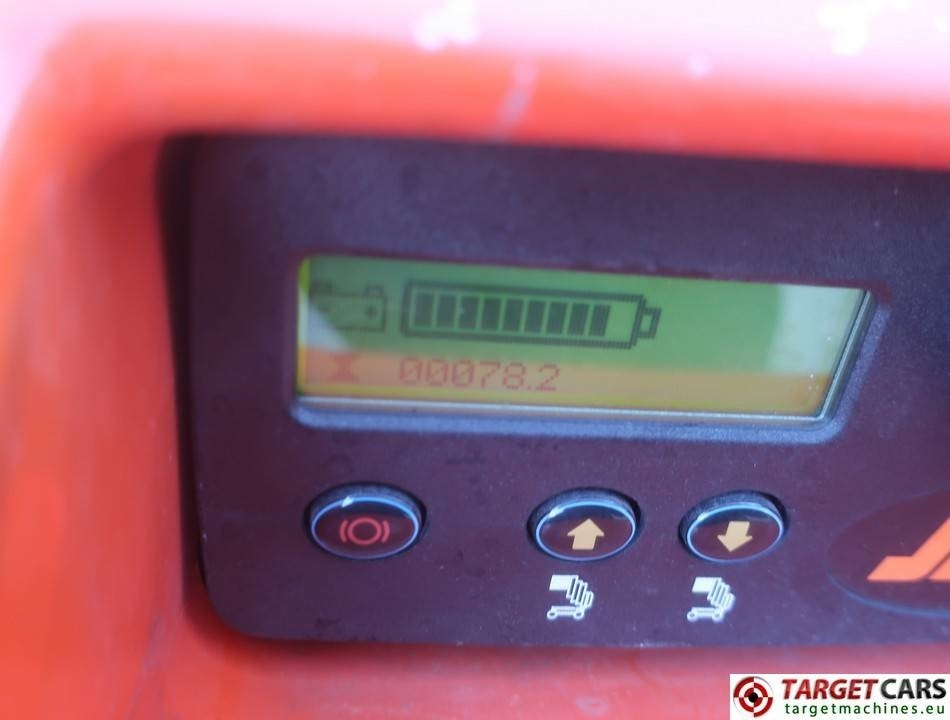 JLG 20MVL Electric Vertical Mast Work Lift 794cm в лізинг JLG 20MVL Electric Vertical Mast Work Lift 794cm: фото 12 JLG 20MVL Electric Vertical Mast Work Lift 794cm в лізинг JLG 20MVL Electric Vertical Mast Work Lift 794cm: фото 12