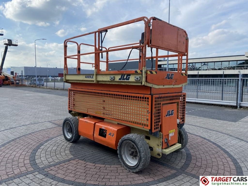 JLG 4069LE Electric Scissor Work Lift 1419cm - Ножичний підйомник: фото 2 JLG 4069LE Electric Scissor Work Lift 1419cm - Ножичний підйомник: фото 2
