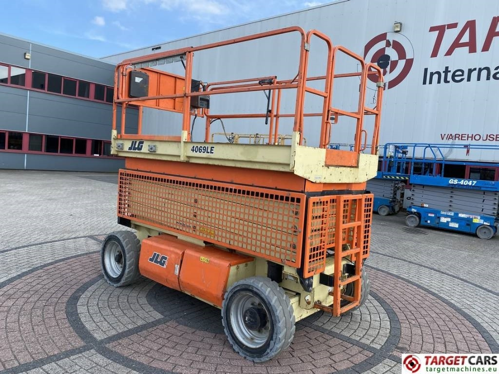 JLG 4069LE Electric Scissor Work Lift 1419cm - Ножичний підйомник: фото 4 JLG 4069LE Electric Scissor Work Lift 1419cm - Ножичний підйомник: фото 4