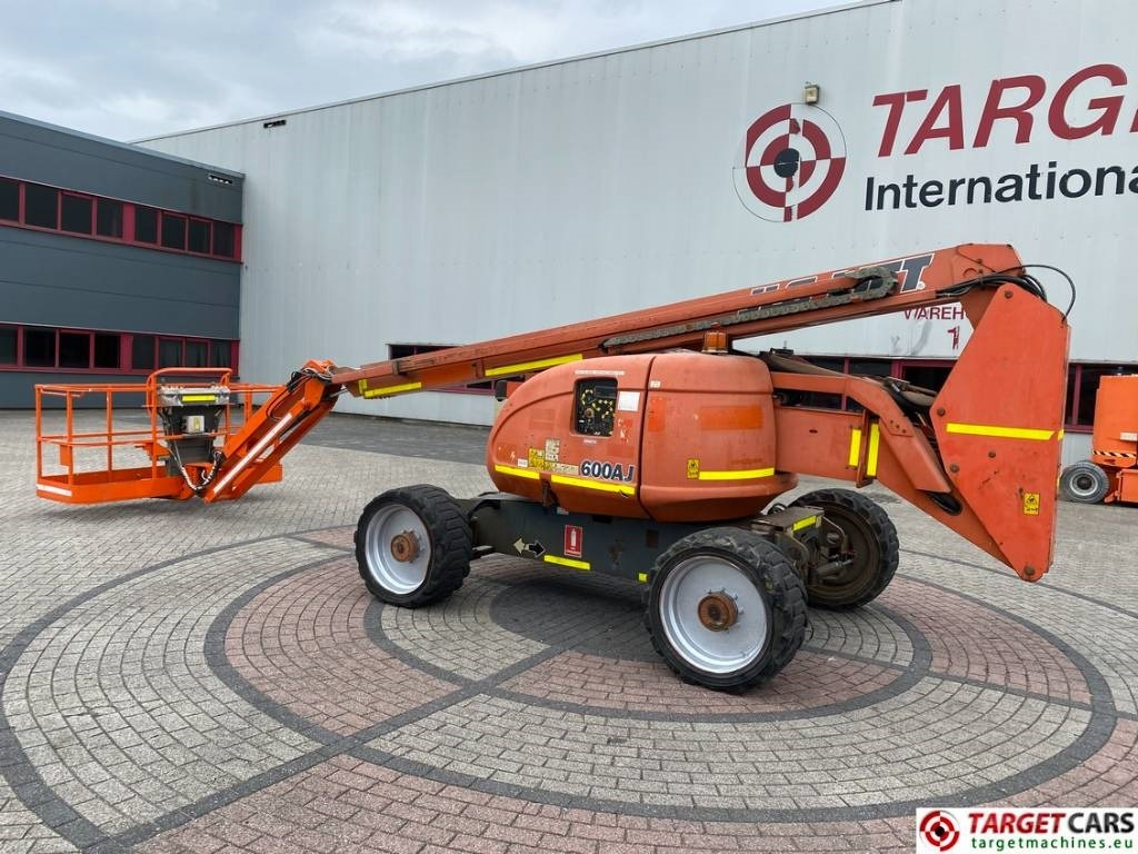 JLG 600AJ Articulated 4x4x4 Diesel Boom Lift 2047cm - Колінчастий підйомник: фото 5 JLG 600AJ Articulated 4x4x4 Diesel Boom Lift 2047cm - Колінчастий підйомник: фото 5
