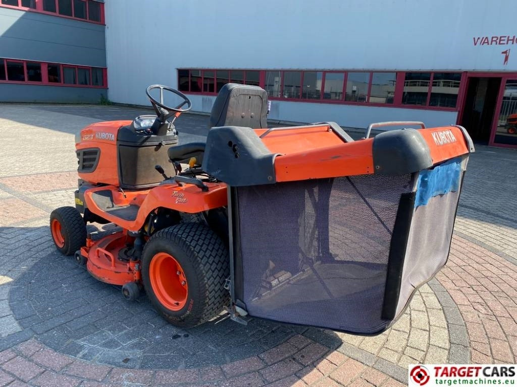 Kubota G23/LD Mower 4WD G23 Diesel 122cm - Газонокосарка: фото 4 Kubota G23/LD Mower 4WD G23 Diesel 122cm - Газонокосарка: фото 4