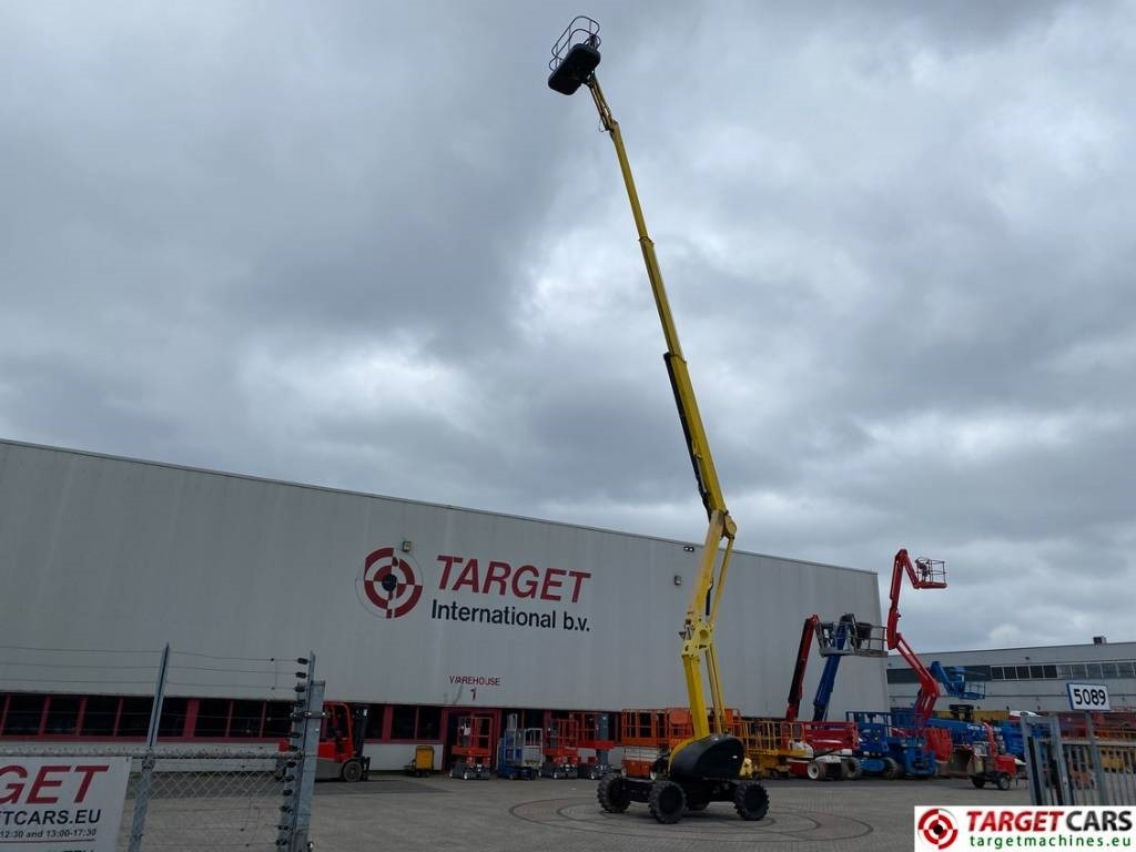 Niftylift HR21D Diese 4x4 Articulated Boom Work Lift 2080cm - Колінчастий підйомник: фото 5 Niftylift HR21D Diese 4x4 Articulated Boom Work Lift 2080cm - Колінчастий підйомник: фото 5