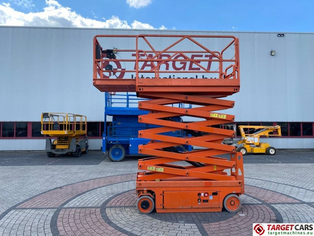 PB Lifttechnik S140-12EC Electric Scissor Work Lift 1380cm - Ножичний підйомник: фото 5 PB Lifttechnik S140-12EC Electric Scissor Work Lift 1380cm - Ножичний підйомник: фото 5
