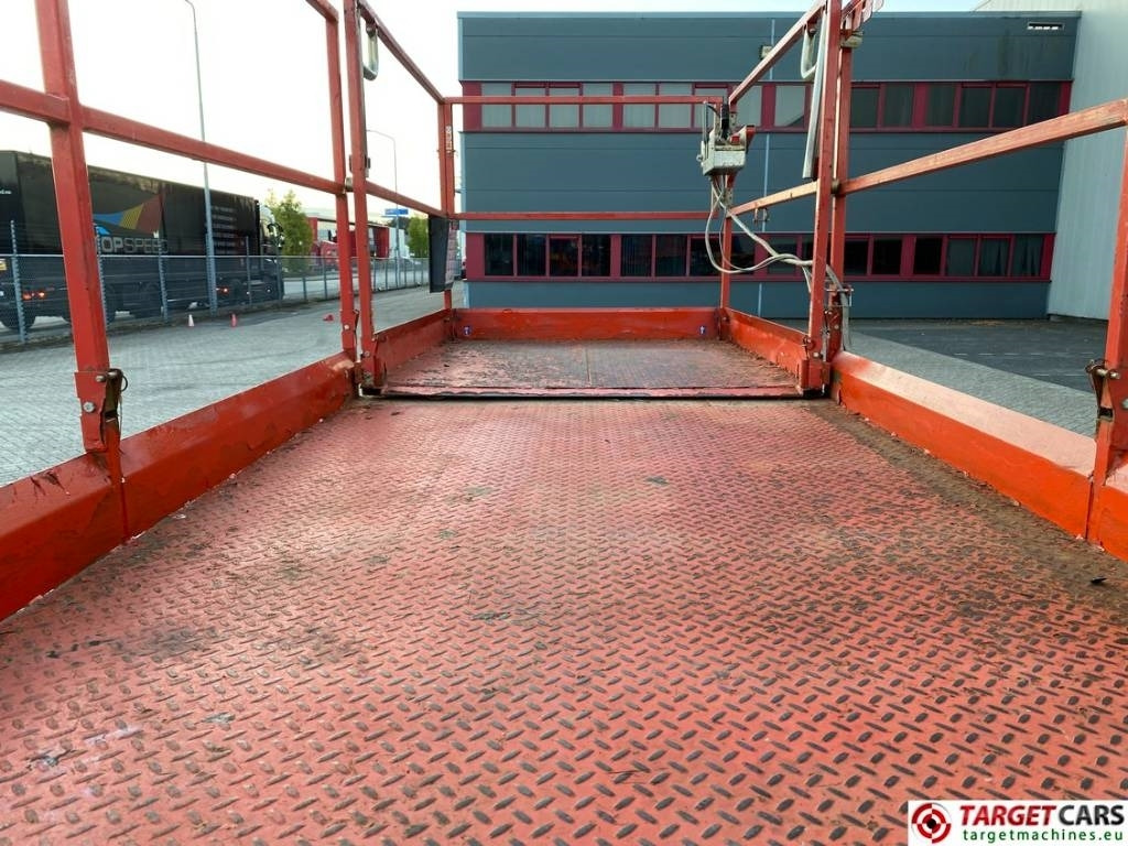 Ножичний підйомник SkyJack SJ6826RT Diesel 4x4 Scissor 6826 Work Lift 992cm: фото 8 Ножичний підйомник SkyJack SJ6826RT Diesel 4x4 Scissor 6826 Work Lift 992cm: фото 8