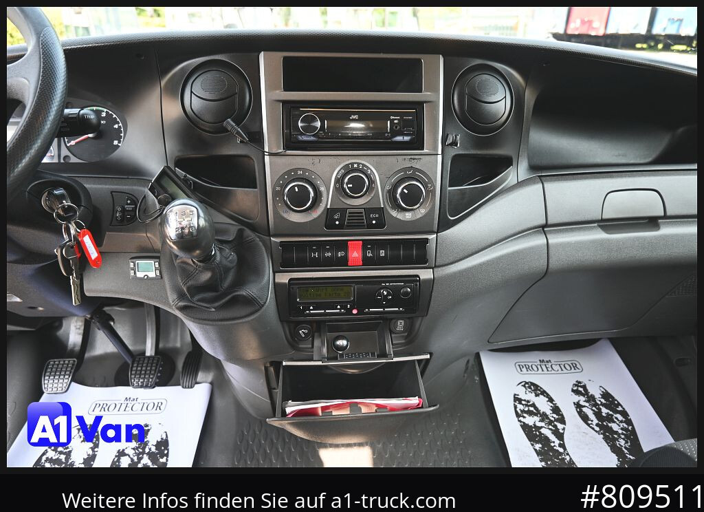 IVECO Daily 50C17 SZM, Klima, Tempomat, Schlafplatz - Тентований фургон: фото 4 IVECO Daily 50C17 SZM, Klima, Tempomat, Schlafplatz - Тентований фургон: фото 4