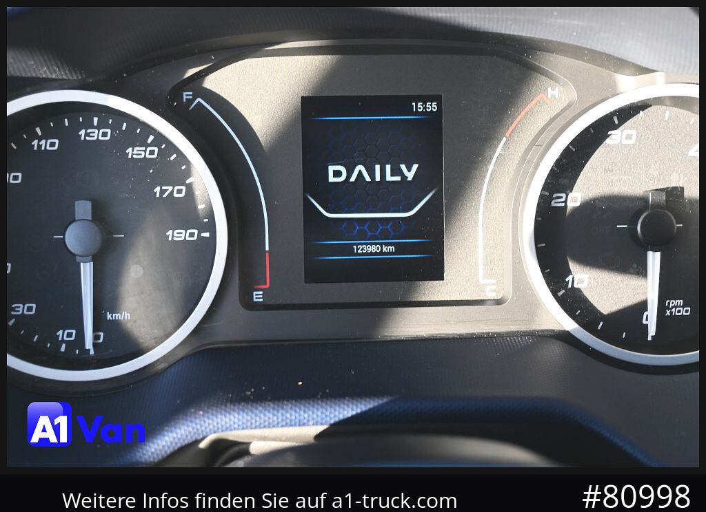 IVECO Daily 72C18 A8V Pritsche/Plane, Tempomat, AHK, Klima - Тентований фургон: фото 5 IVECO Daily 72C18 A8V Pritsche/Plane, Tempomat, AHK, Klima - Тентований фургон: фото 5