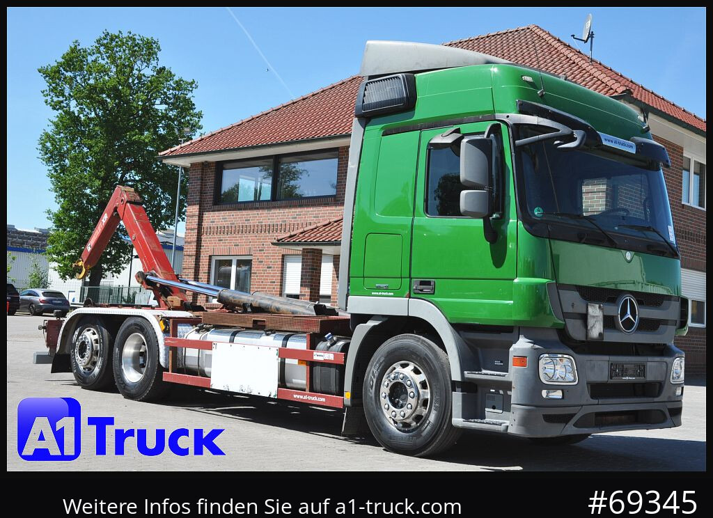 MERCEDES-BENZ Actros 2544 MP, HIAB XR 21S, Retarder - Гаковий мультиліфт вантажівка: фото 1 MERCEDES-BENZ Actros 2544 MP, HIAB XR 21S, Retarder - Гаковий мультиліфт вантажівка: фото 1