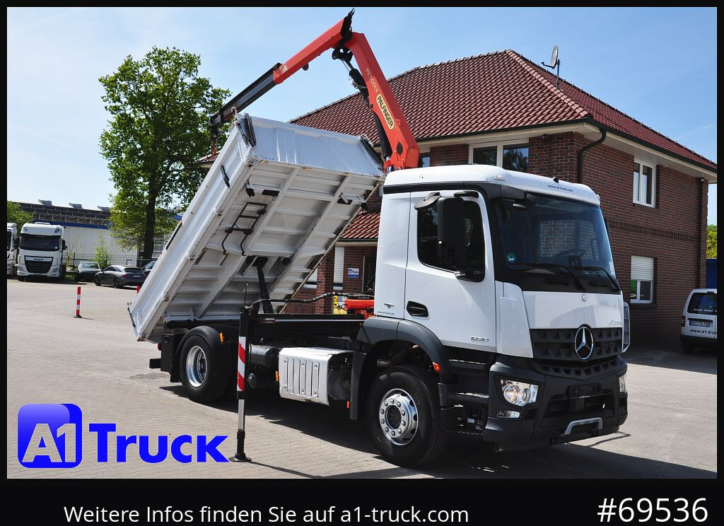 MERCEDES-BENZ Arocs 1830, Kipper + Kran,Palfinger, Funk, - Вантажівка з маніпулятором: фото 1 MERCEDES-BENZ Arocs 1830, Kipper + Kran,Palfinger, Funk, - Вантажівка з маніпулятором: фото 1