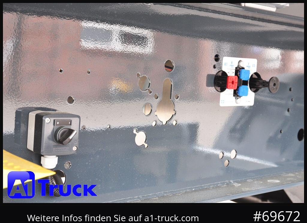 REISCH RHKS, Alu-Kippmulde 50m³, NEU Kombitüren, Alufelgen, Liftachse, - Самоскид напівпричіп: фото 4 REISCH RHKS, Alu-Kippmulde 50m³, NEU Kombitüren, Alufelgen, Liftachse, - Самоскид напівпричіп: фото 4