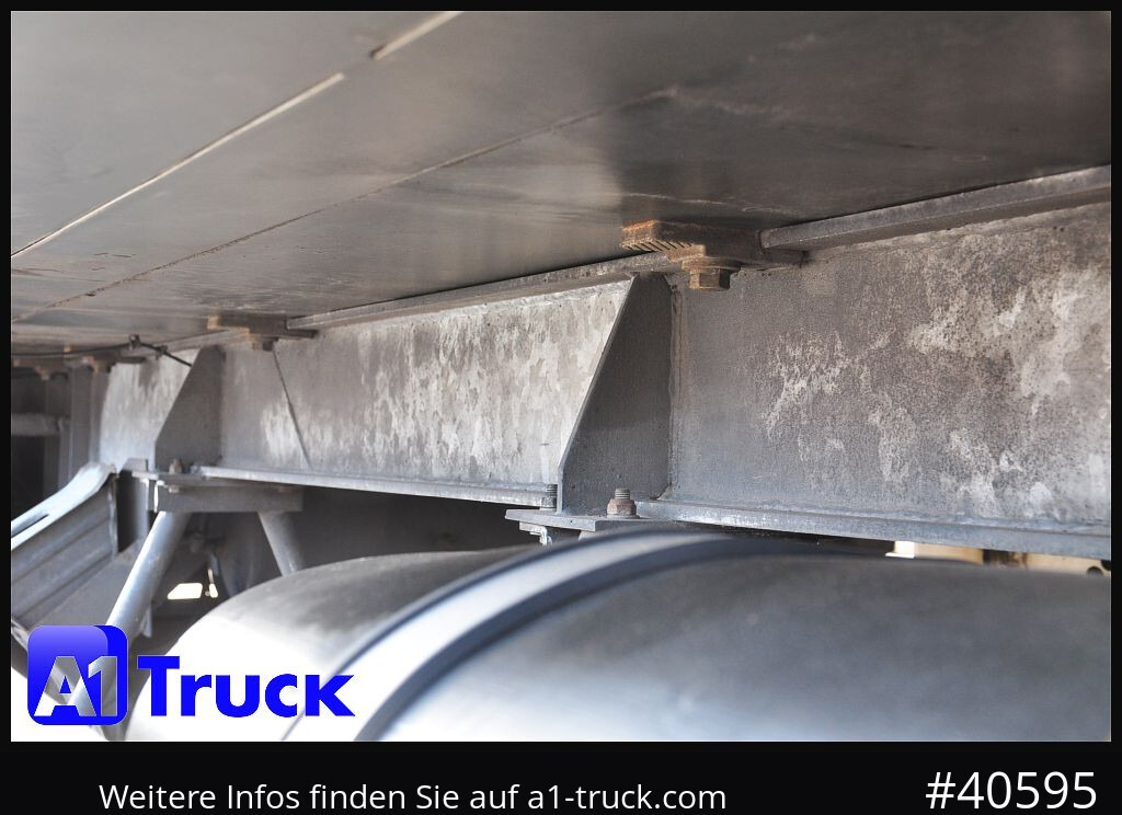 SCHMITZ Achwege & Tönjes, Rohrbahn, Fleisch, Schmitz Aufbau - Рефрижератор причіп: фото 2 SCHMITZ Achwege & Tönjes, Rohrbahn, Fleisch, Schmitz Aufbau - Рефрижератор причіп: фото 2