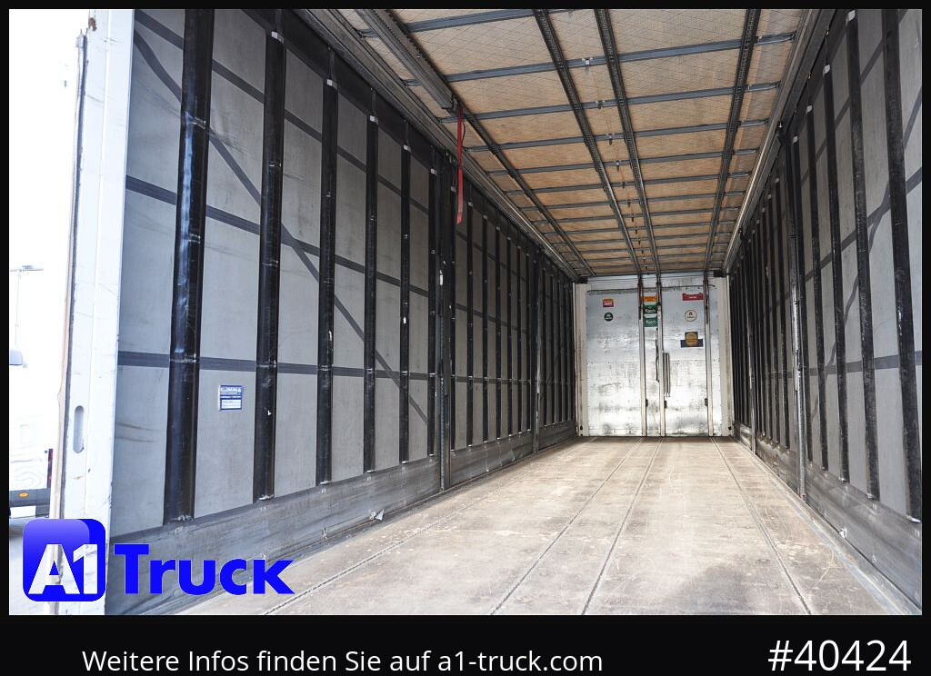 SCHMITZ Getränke, Lenkachse, LBW, Ladebordwand, kurzer Aufbau - Тентований напівпричіп: фото 3 SCHMITZ Getränke, Lenkachse, LBW, Ladebordwand, kurzer Aufbau - Тентований напівпричіп: фото 3